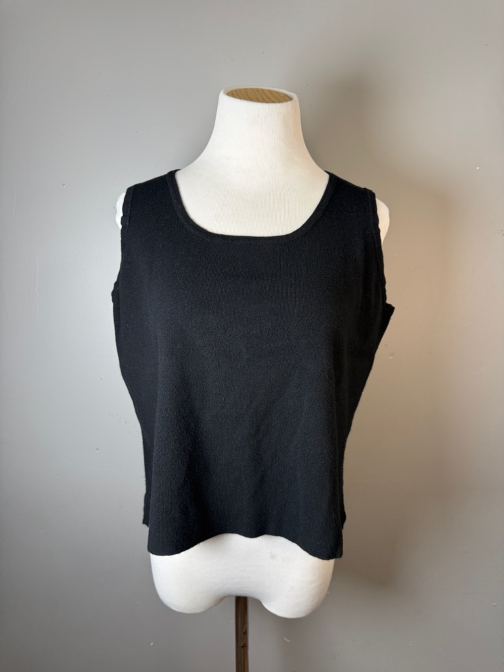 Classic Black Sleeveless Knit Top